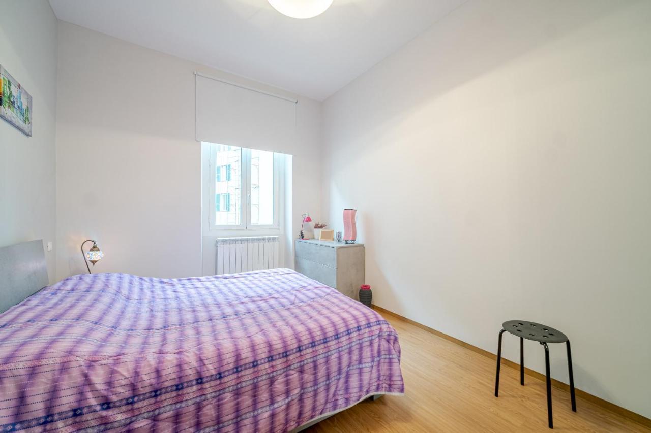 Bright Apartment A Few Steps From Via Garibaldi Janov Exteriér fotografie